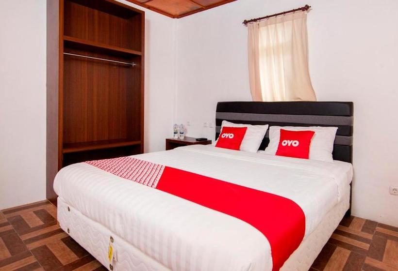 Hotell Oyo 1812 Dg Inn