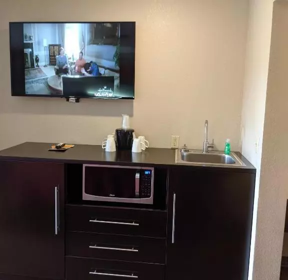 Hotelli Riverside Tower