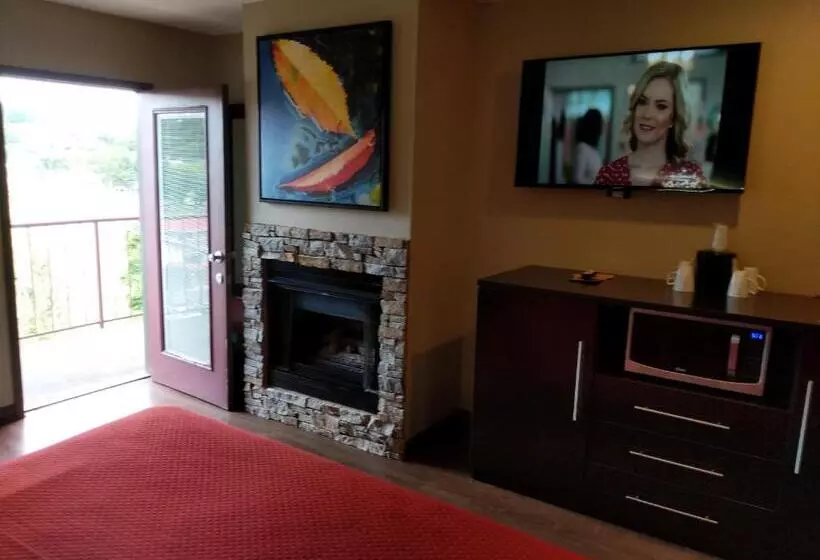 Hotelli Riverside Tower