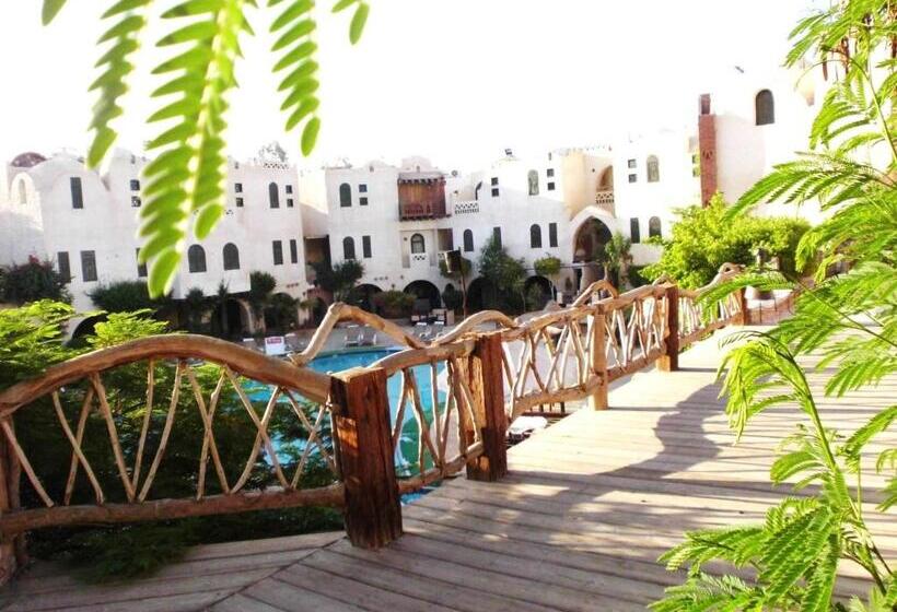 هتل Amar Sina Egyptian Village
