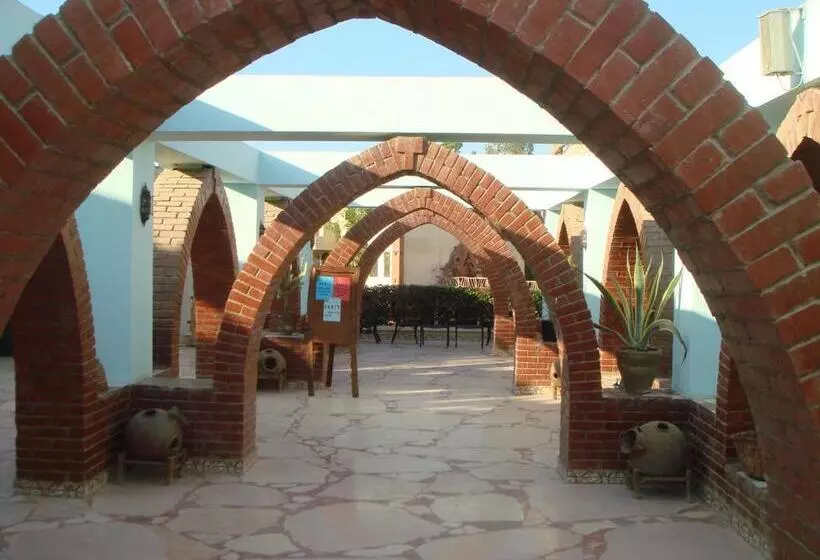 هتل Amar Sina Egyptian Village