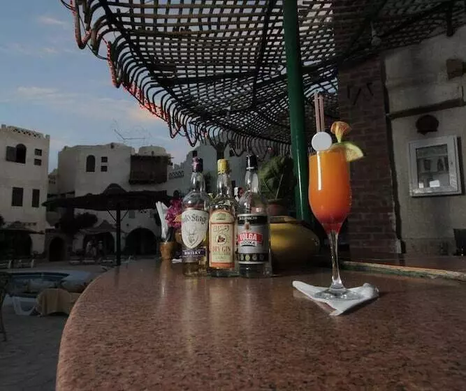 هتل Amar Sina Egyptian Village