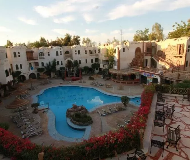 هتل Amar Sina Egyptian Village
