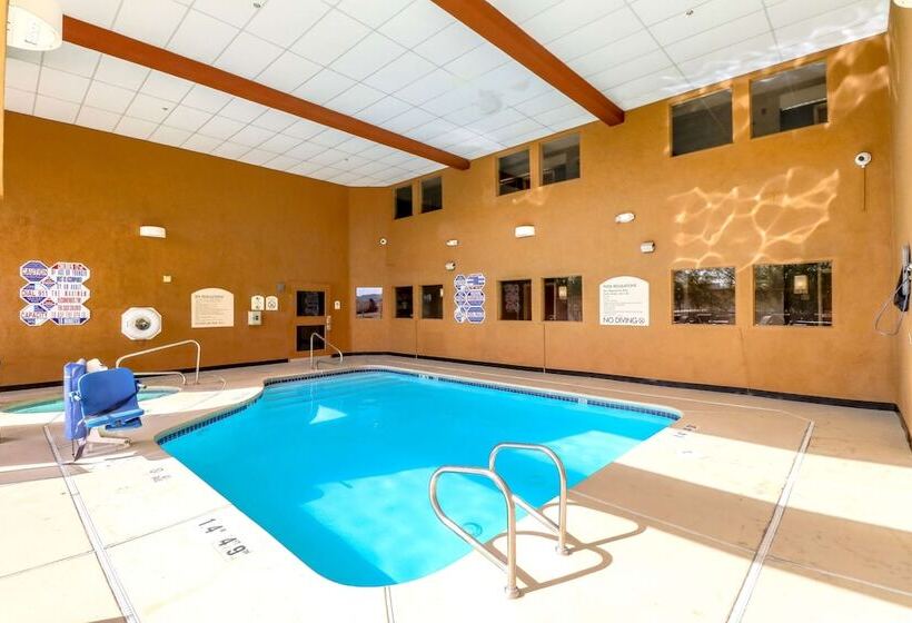 فندق Best Western Plus North Las Vegas Inn & Suites