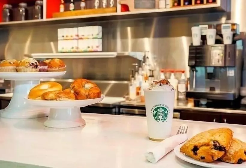 ホテル Courtyard By Marriott Concord