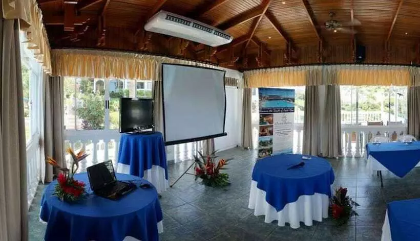 Cristal Ballena Boutique Hotel & Spa