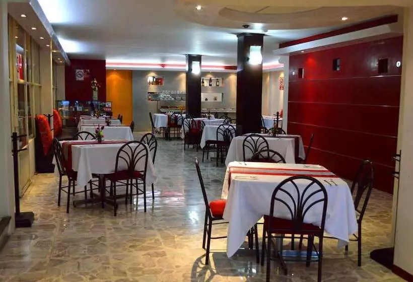 בית מלון כפרי Elizabeth Ciudad Deportiva