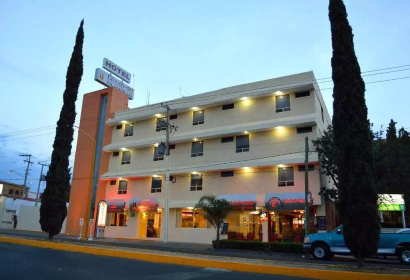 בית מלון כפרי Elizabeth Ciudad Deportiva