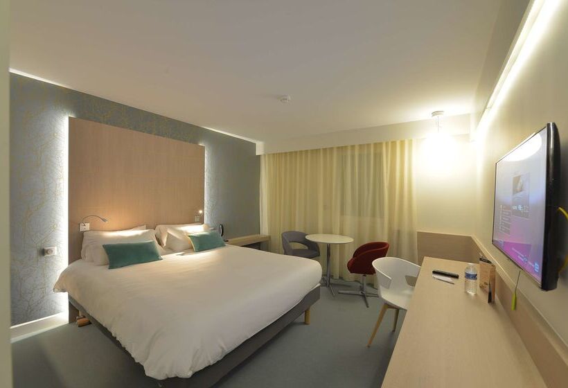 בית מלון כפרי Kyriad Montpellier Est Lunel