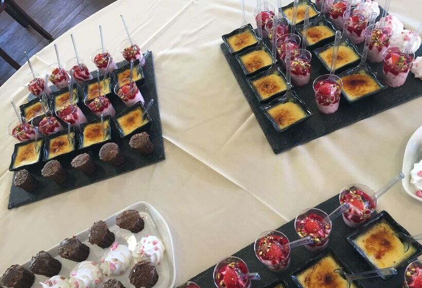 בית מלון כפרי Kyriad Montpellier Est Lunel