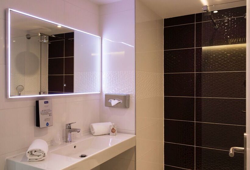 בית מלון כפרי Kyriad Montpellier Est Lunel