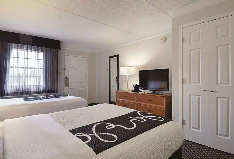 호텔 La Quinta By Wyndham Miami Airport East