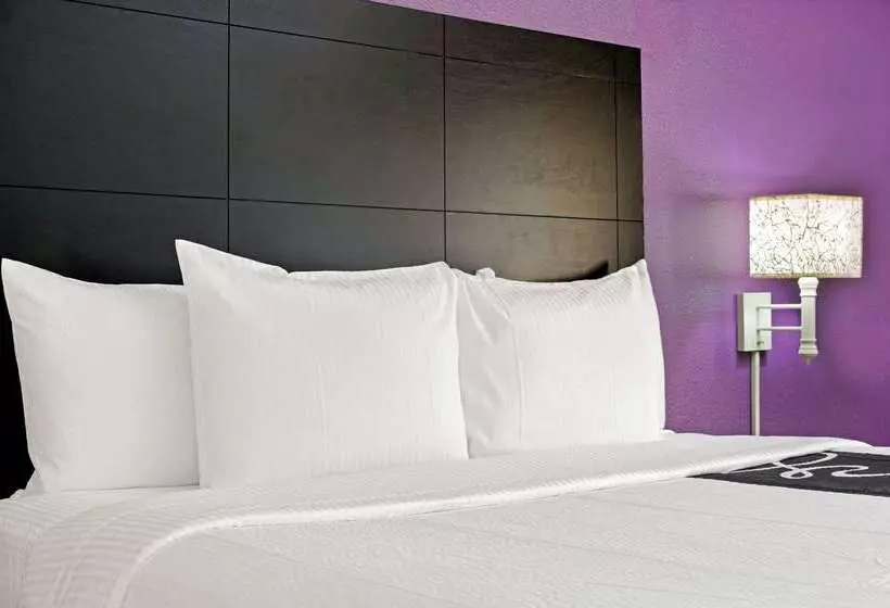 호텔 La Quinta By Wyndham Miami Airport East