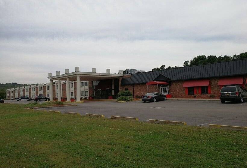 Mystic River Hotel & Suites