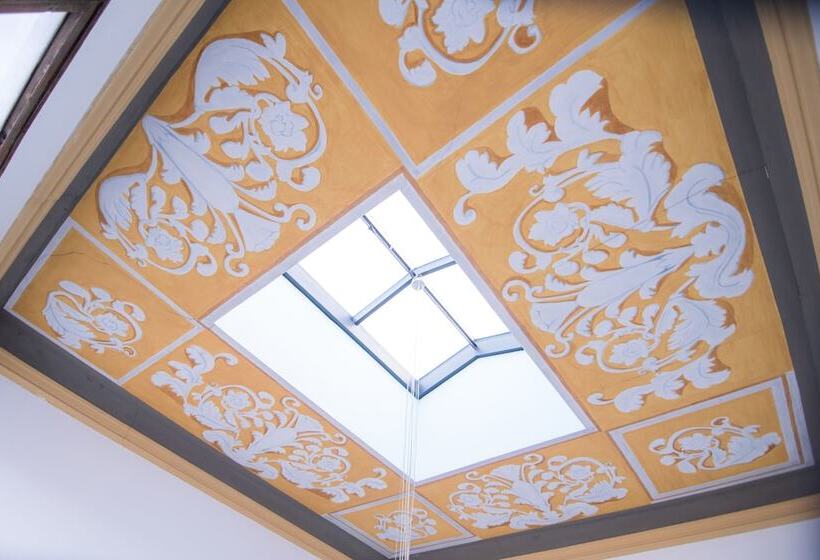 هتل Petit Palace Posada Del Peine