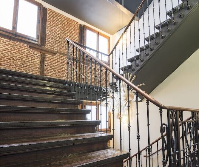 هتل Petit Palace Posada Del Peine