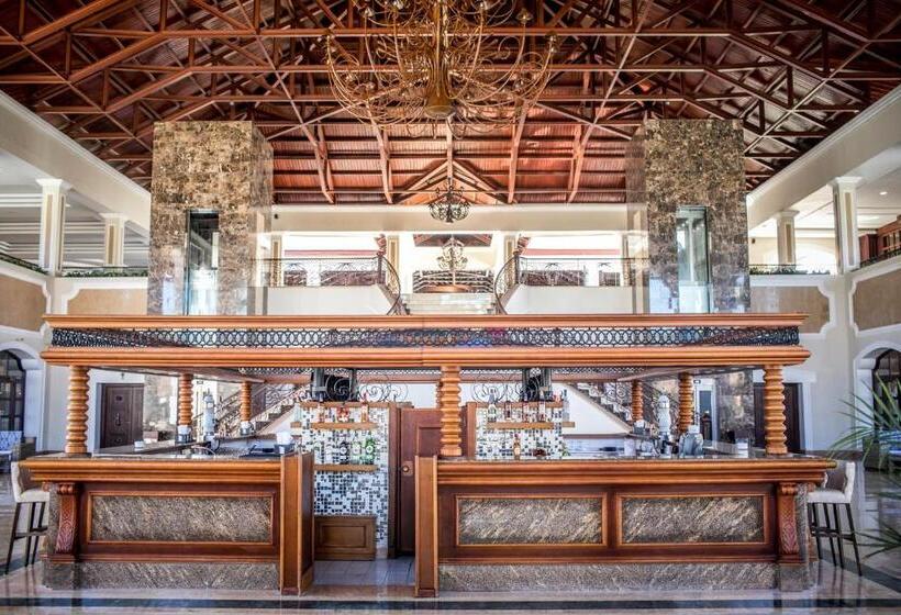 استراحتگاه Majestic Colonial Punta Cana All Inclusive