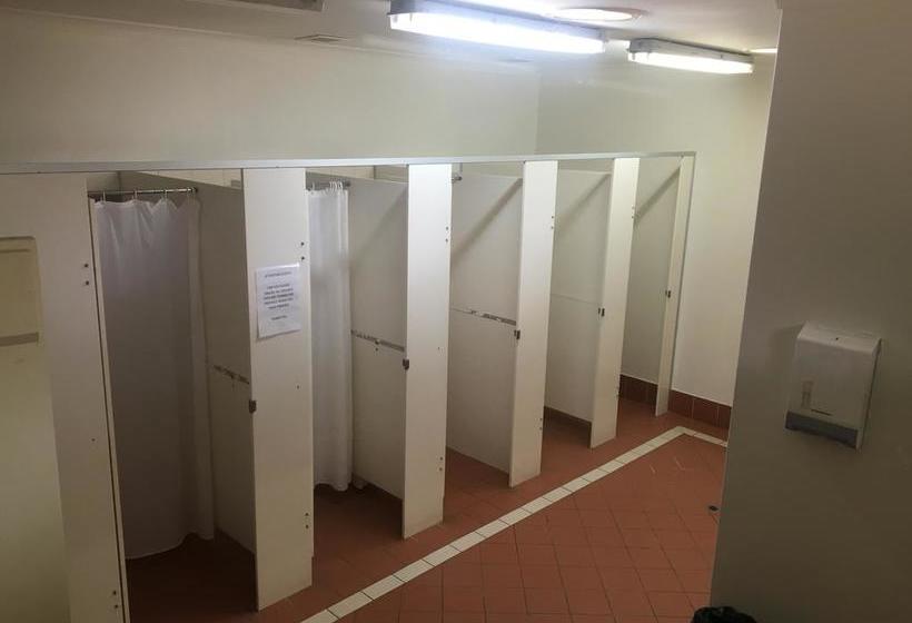 Retkeilymaja Dunsborough Inn Backpackers