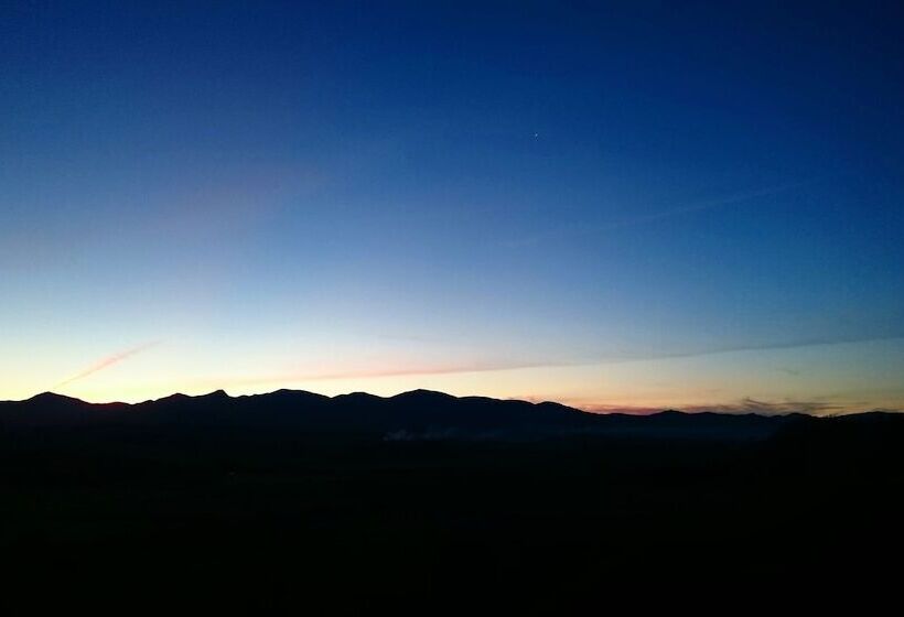 酒店 Tasman Hill Lodge   Adult Only