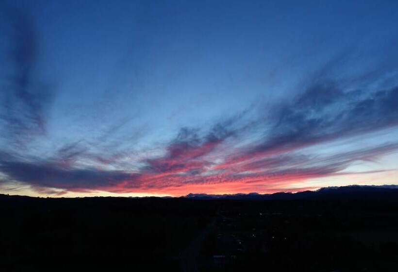 酒店 Tasman Hill Lodge   Adult Only