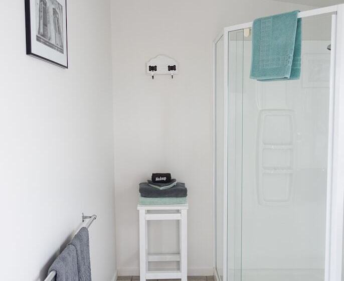 酒店 Tasman Hill Lodge   Adult Only