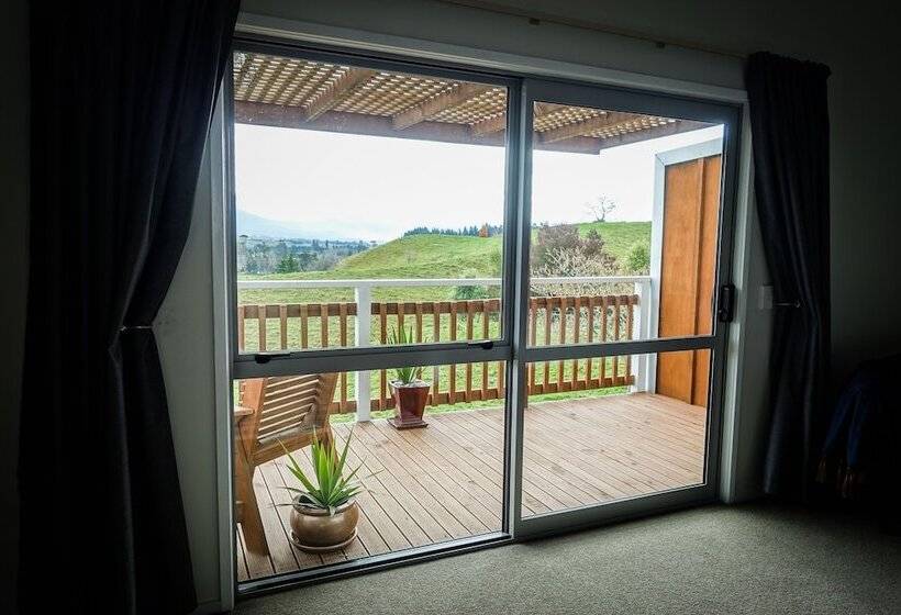 酒店 Tasman Hill Lodge   Adult Only