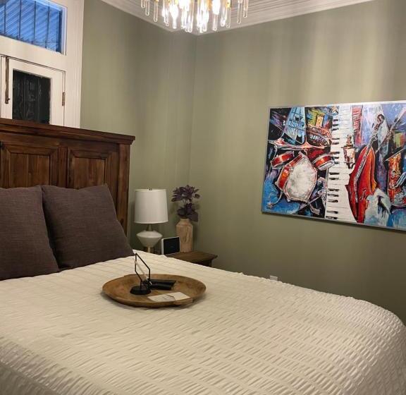 Bed and Breakfast Serenity In The Marigny