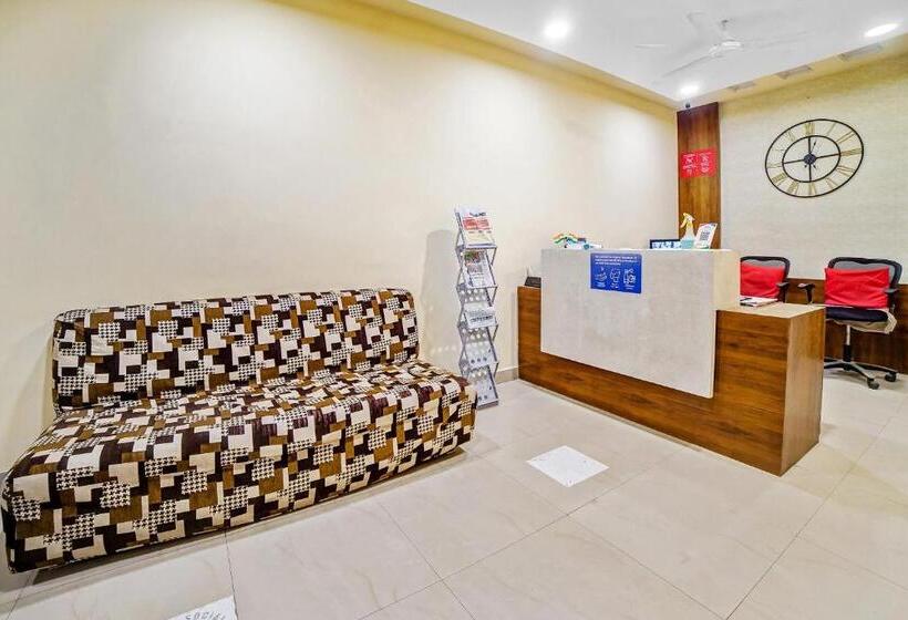 ホテル Collection O Suvidha