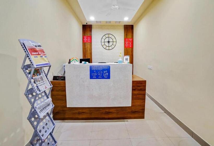 ホテル Collection O Suvidha