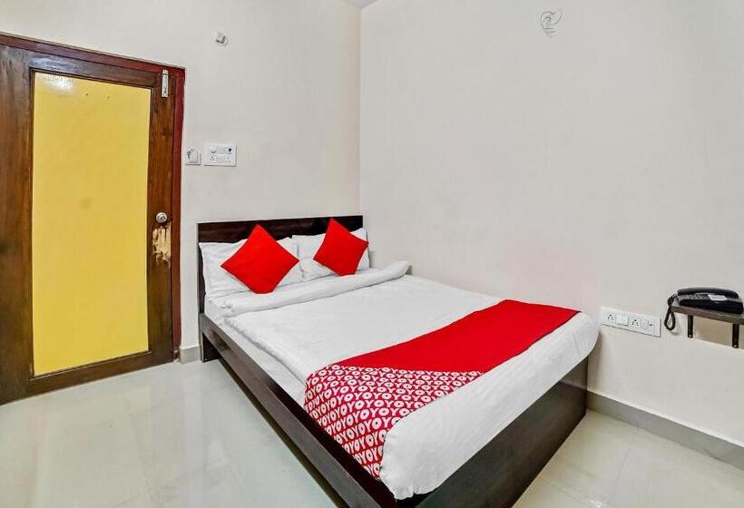 ホテル Collection O Suvidha