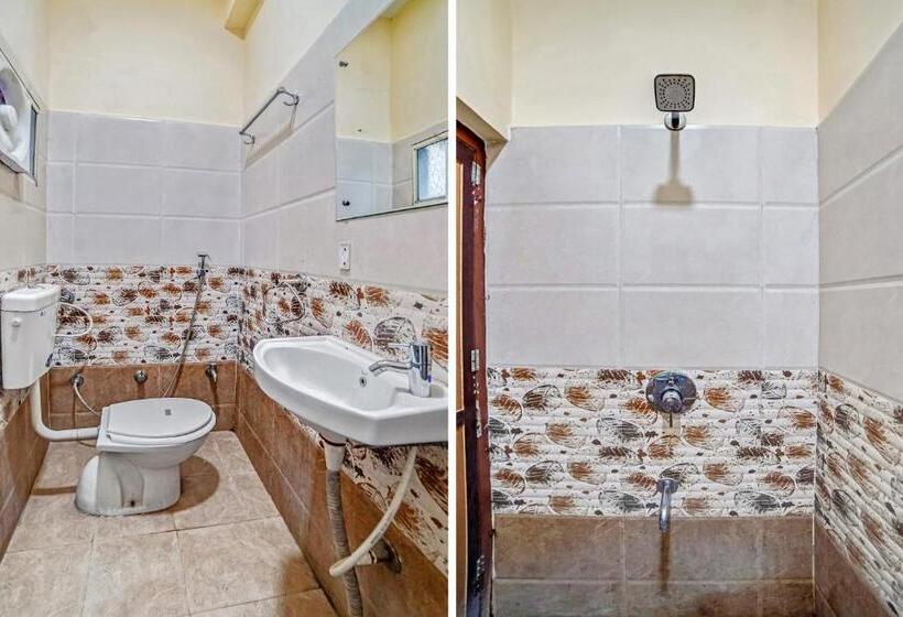 ホテル Collection O Suvidha