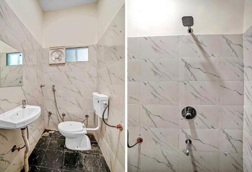 ホテル Collection O Suvidha