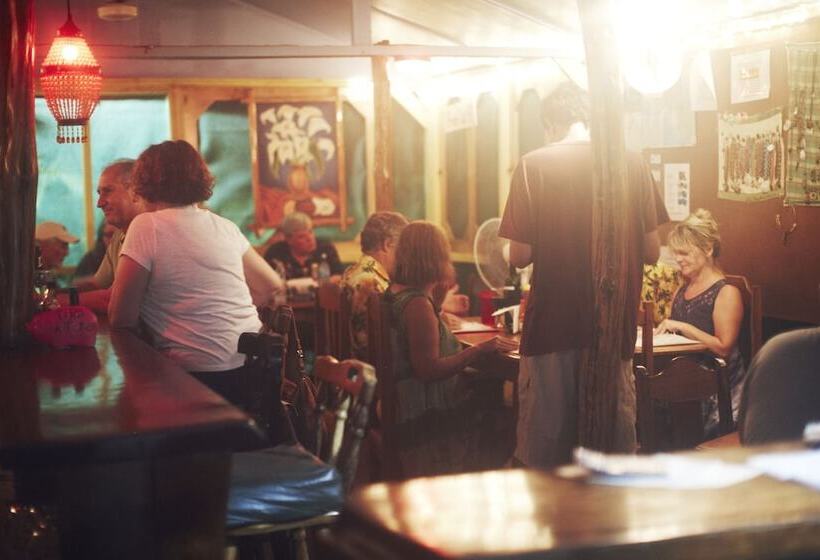 Отель Coloso Del Mar