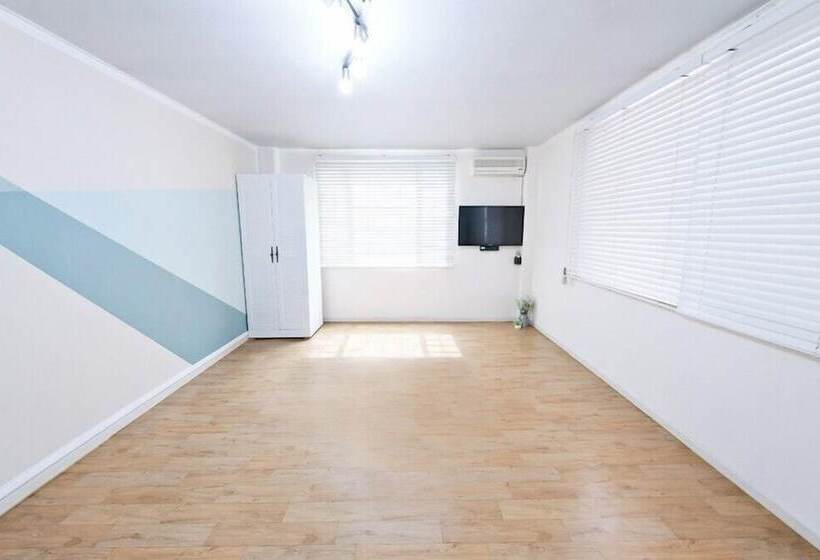 Red Post Box Pension