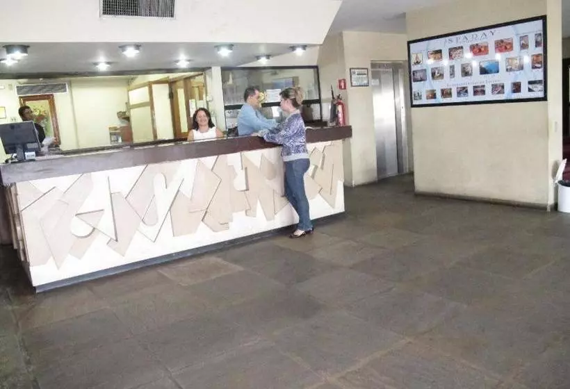 בית מלון כפרי Aruan