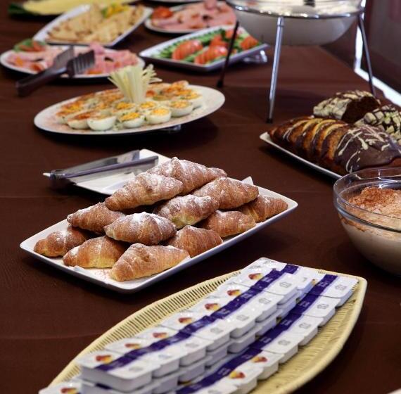 فندق Athina Airport