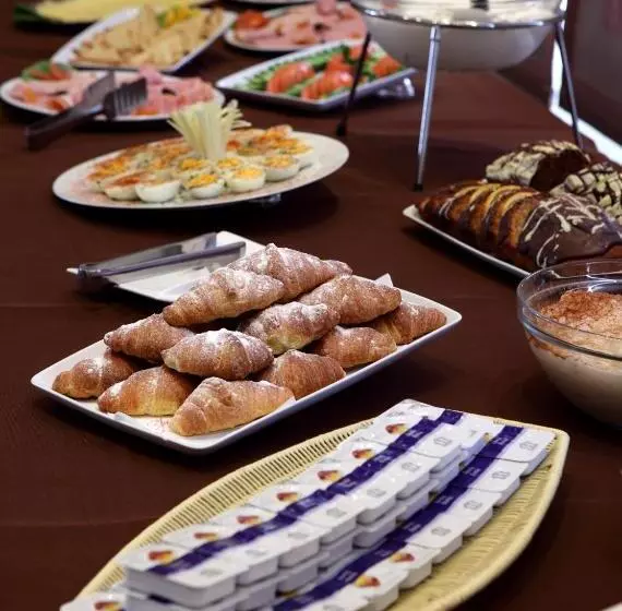 Hotel Athina Airport