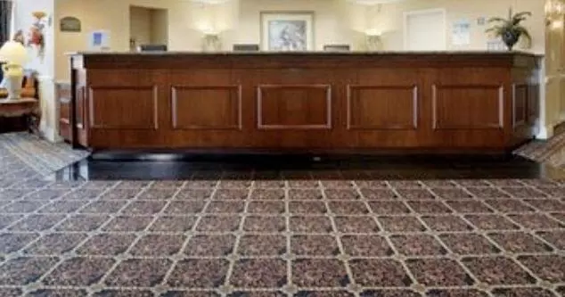 호텔 Governor's Inn & Suites