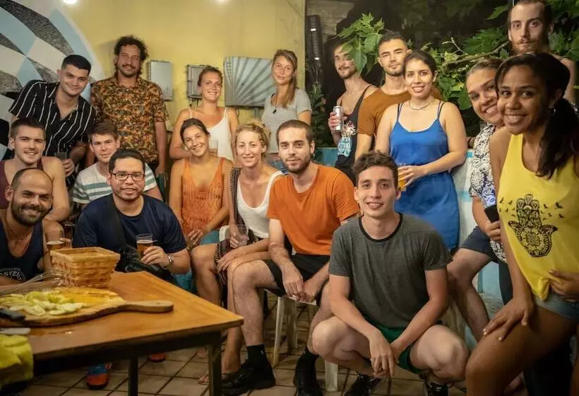 هتل Granados Hostel