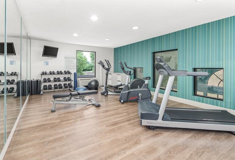 Holiday Inn Express Hotels & Suites Greenville Spartanburg/duncan, An Ihg