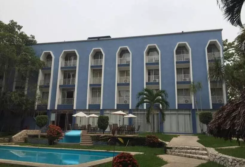 Отель Maya Palenque