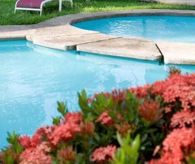 فندق Maya Palenque