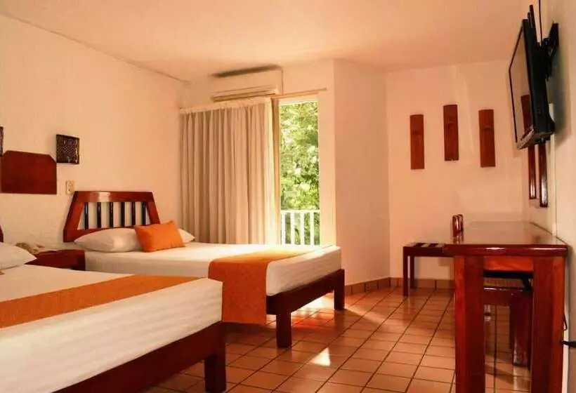 Отель Maya Palenque