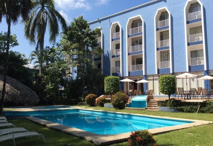 فندق Maya Palenque