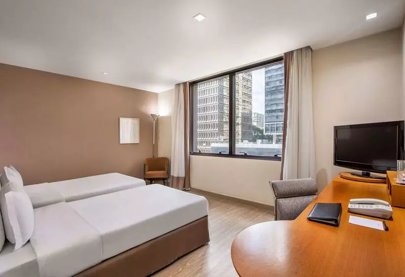 هتل Melia Paulista