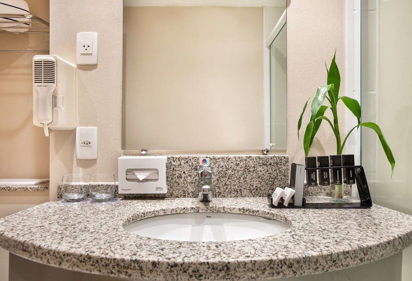 هتل Melia Paulista