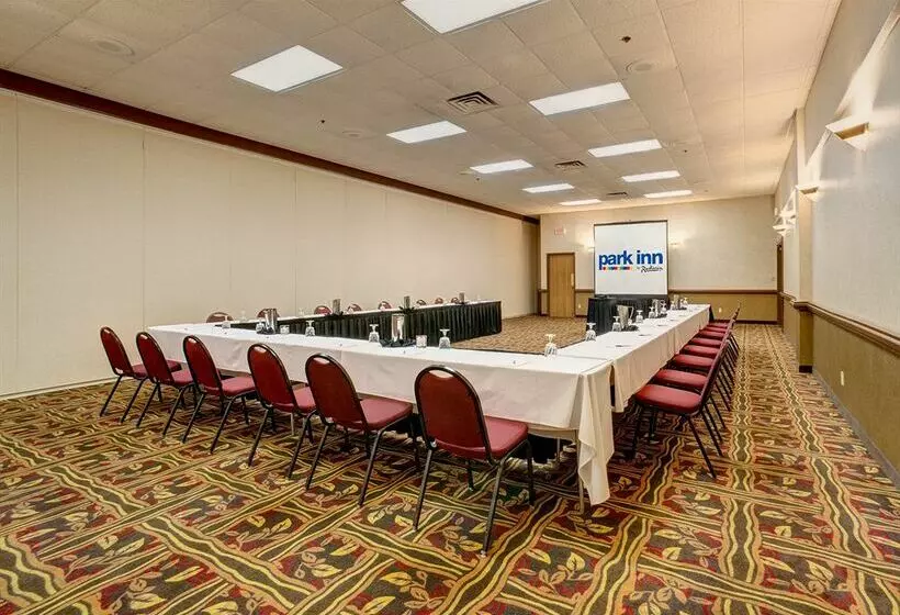 Red Lion Hotel Houston Intercontinental Airport