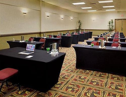 Red Lion Hotel Houston Intercontinental Airport