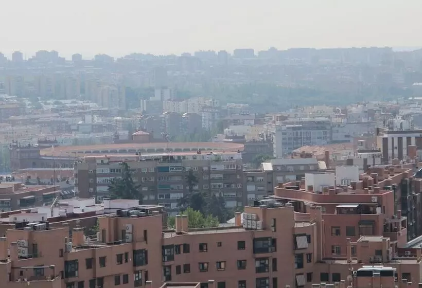 هتل Puerta America