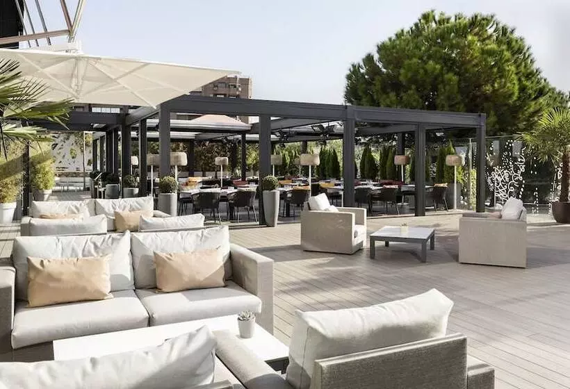 هتل Puerta America